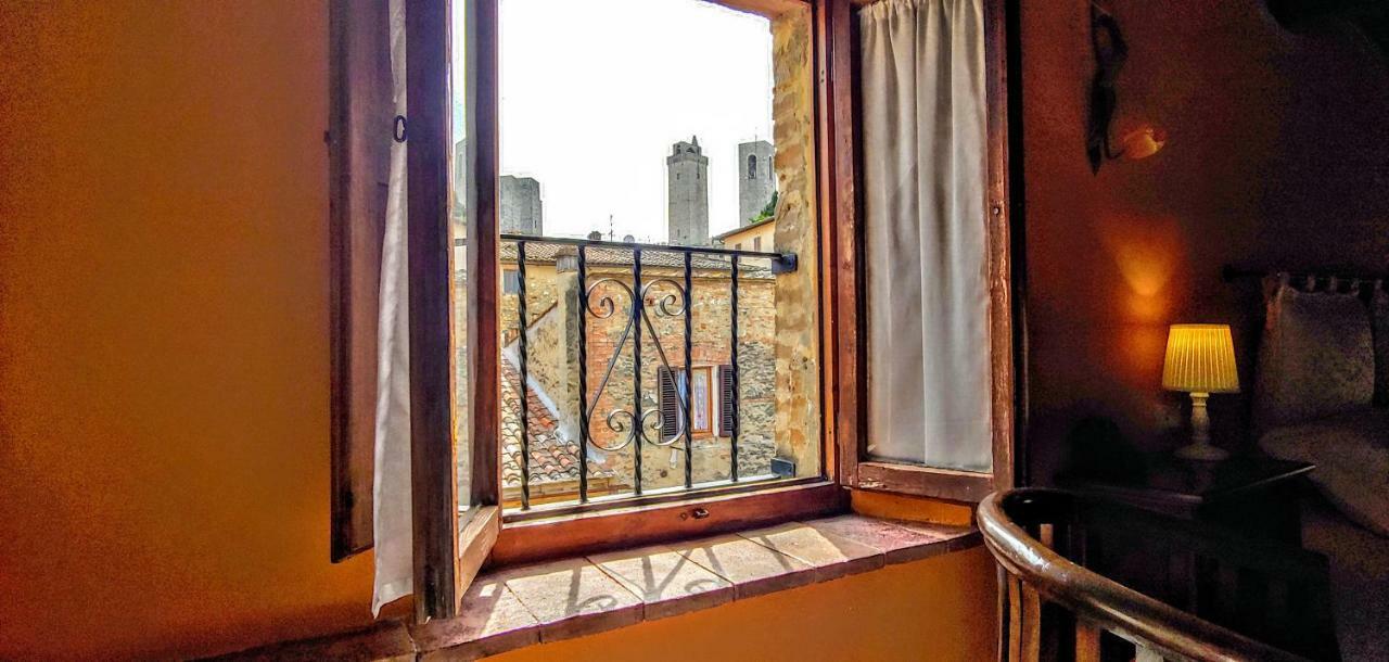 B&B Le Undici Lune Сан Джиминяно Екстериор снимка