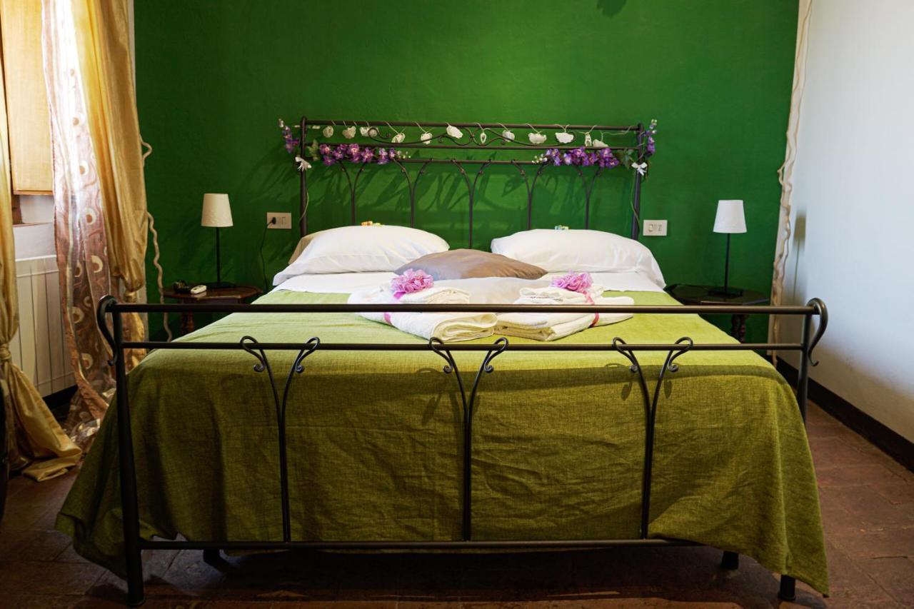 B&B Le Undici Lune Сан Джиминяно Екстериор снимка